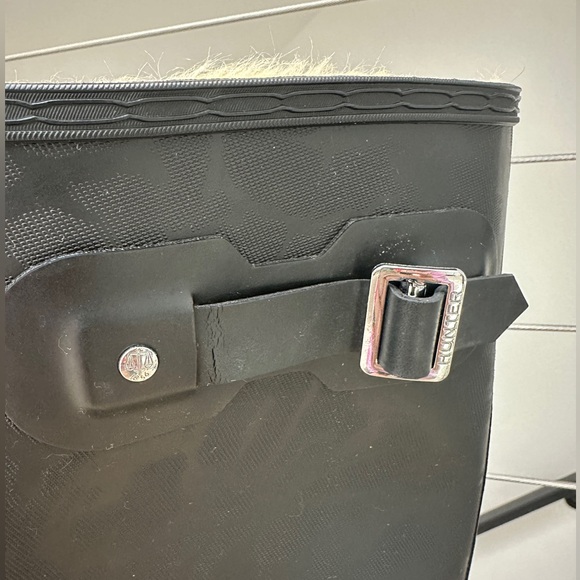 Rare HUNTER black textured tall rain boots winter snow vacation athleisure 9 - Picture 7 of 12